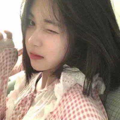编织的女孩